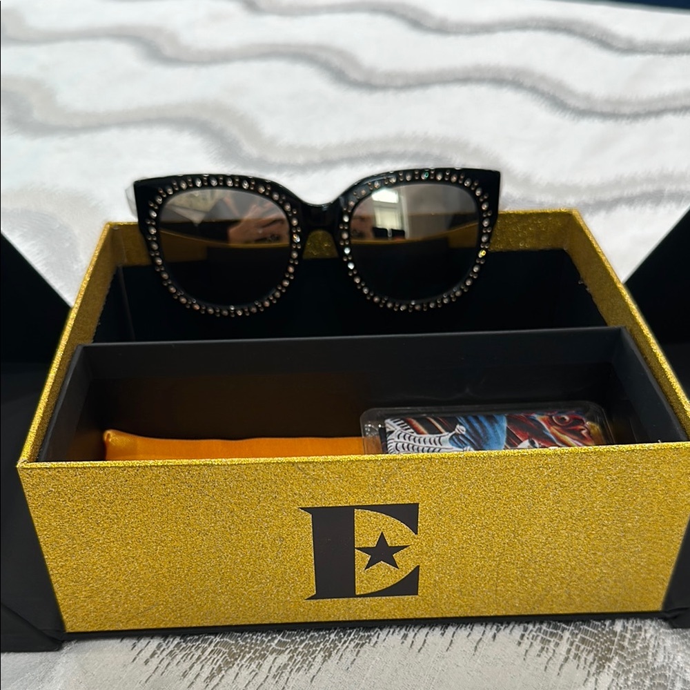 Elegant Black Studded Sunglasses